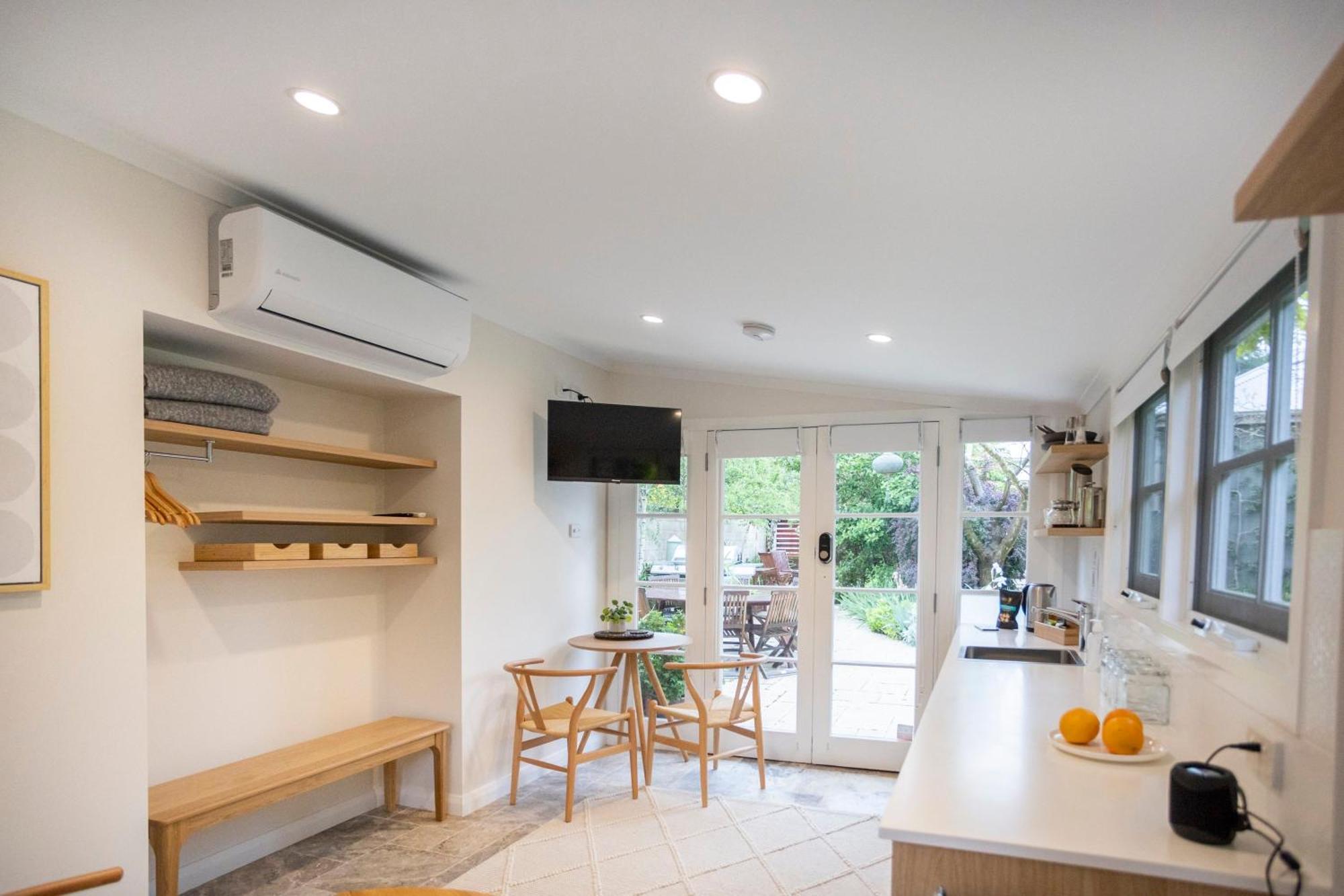 Silk Tree Studio - Steps To Cook Park Orange Exterior photo